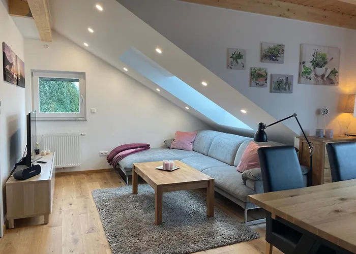 Helles Ruhiges Im Gruenen Appartement